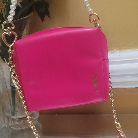 Yves Saint Lauren bag converted in to shoulder bag or cross body - Picture 2 of 16